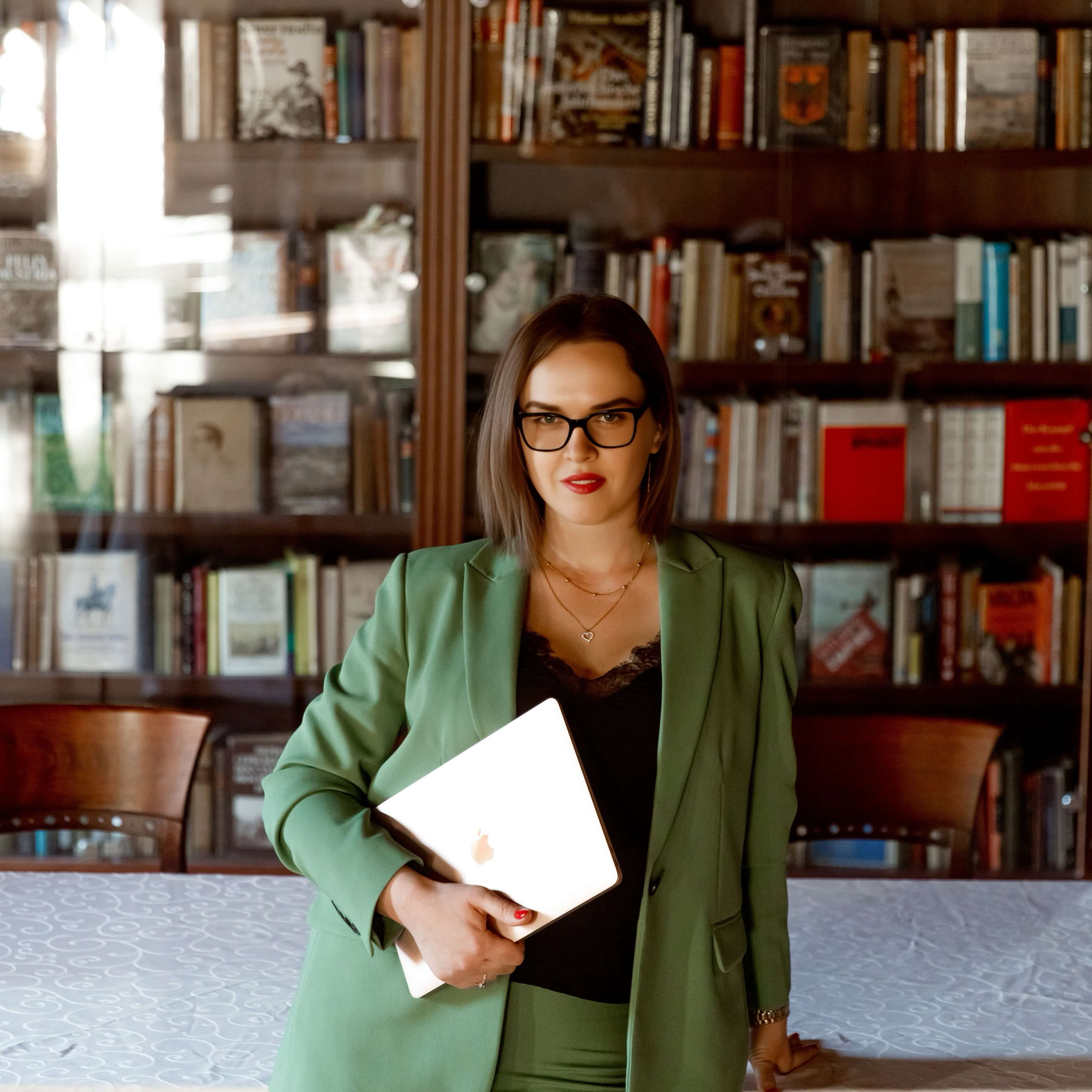 Анна Фролова