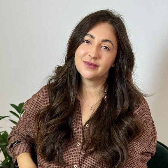 Олена  Птахіна