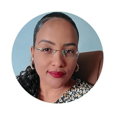 Pricila  Almeida 