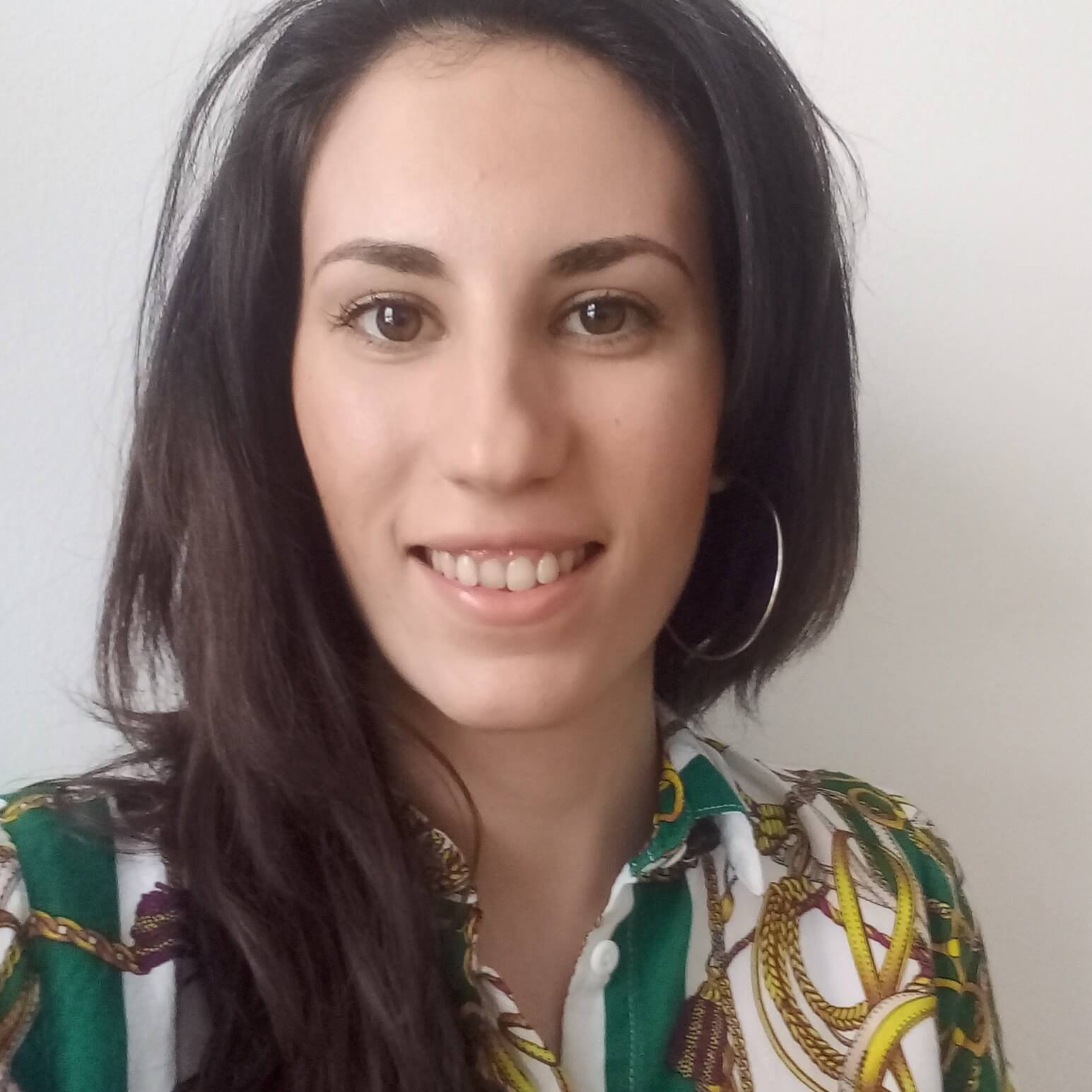 Natalia  Mendoza (Bilingüe)