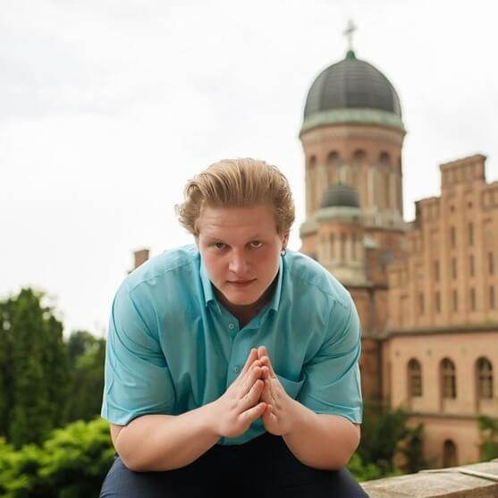 Єгор Поплавський