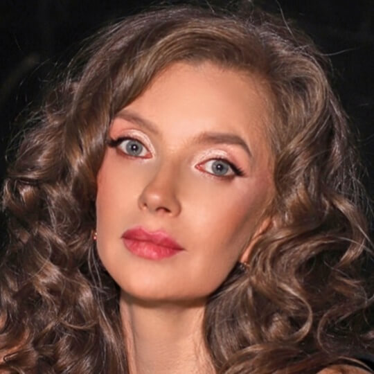 Олена  Кузнєцова 