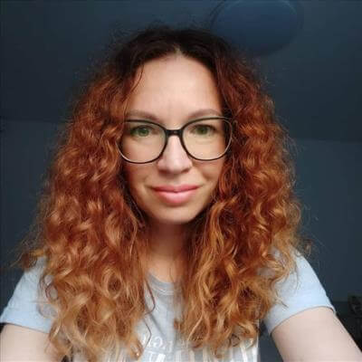 Анна Олейник