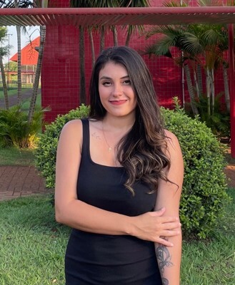 Bruna Ferraz de Araújo