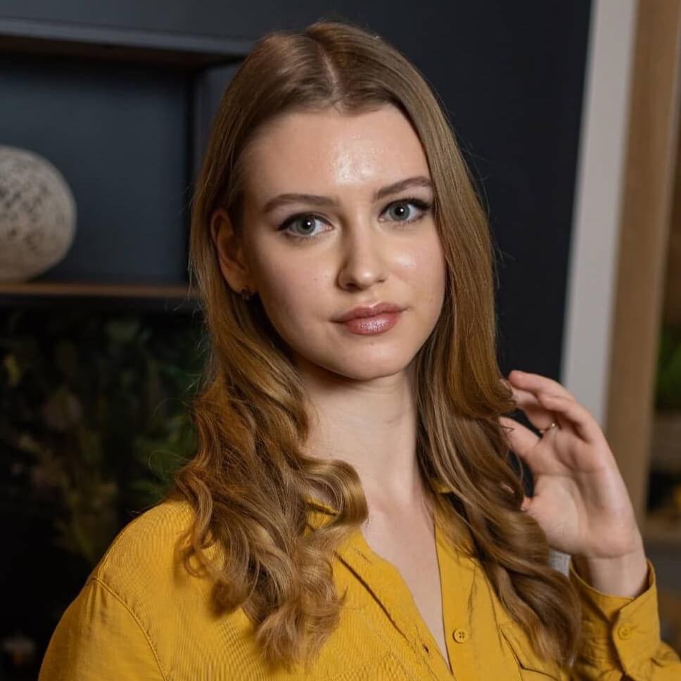 Алина  Копа