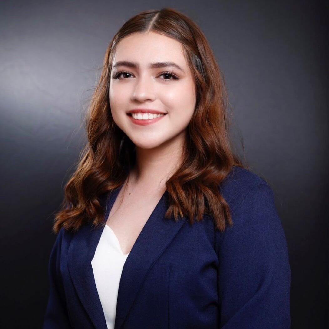 Paola Azucena P.