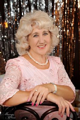 Вера Извекова