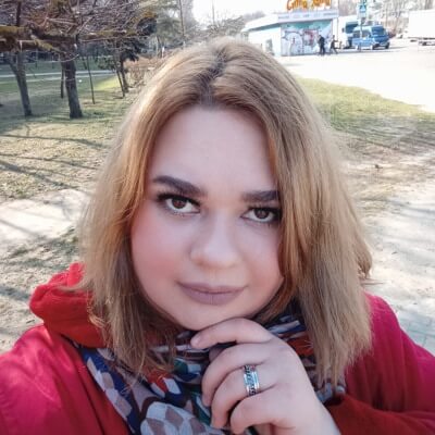 Анна Соловей 