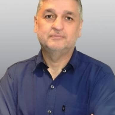 Claudio M.