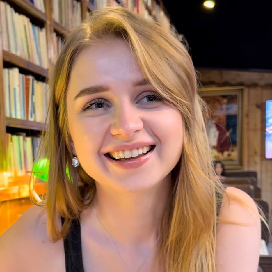 Вероніка Кібук 