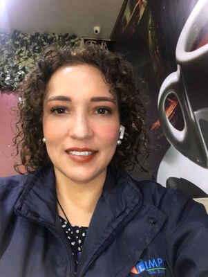 Flor Alba  Benavides 