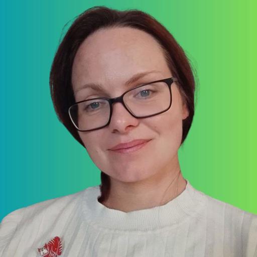 Анна Притула — ведуча групи