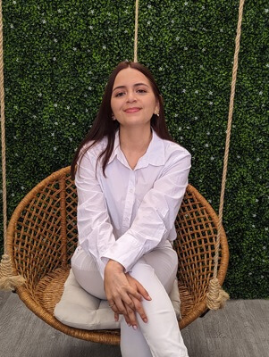 Evelyn  Flores Suárez