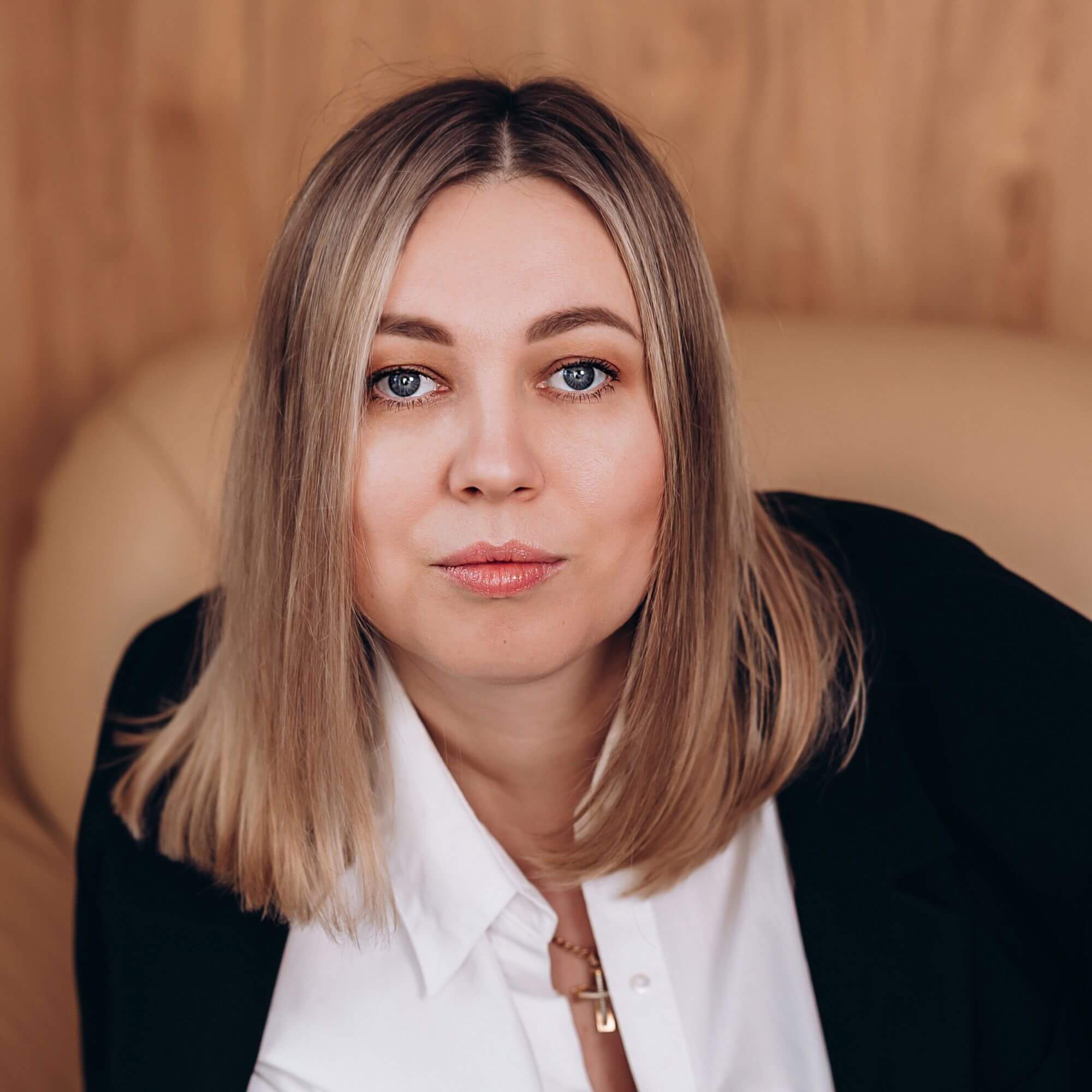 Елена Литвинец 