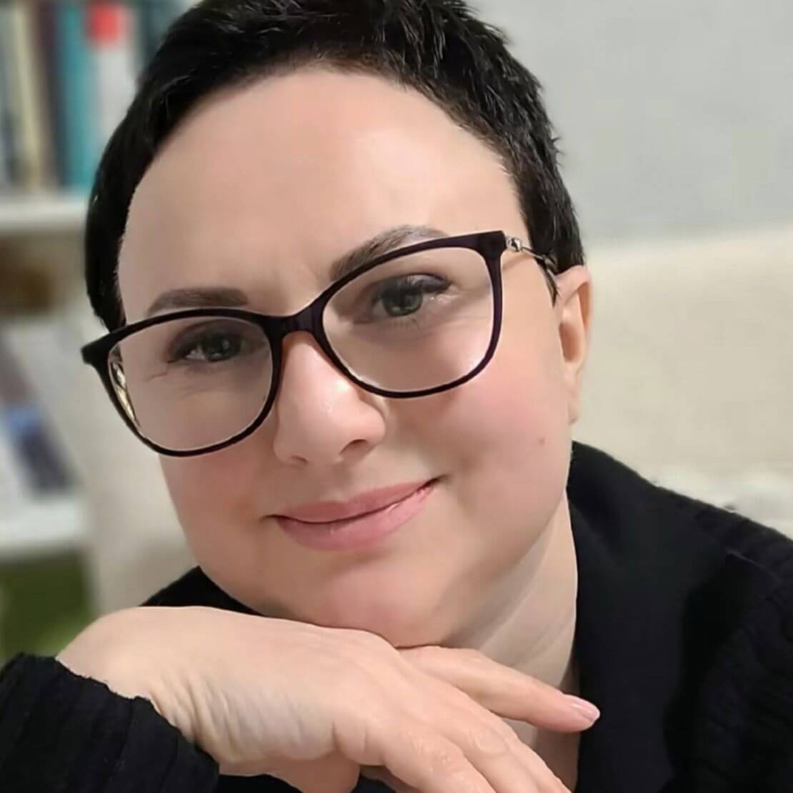 Олена Соколова