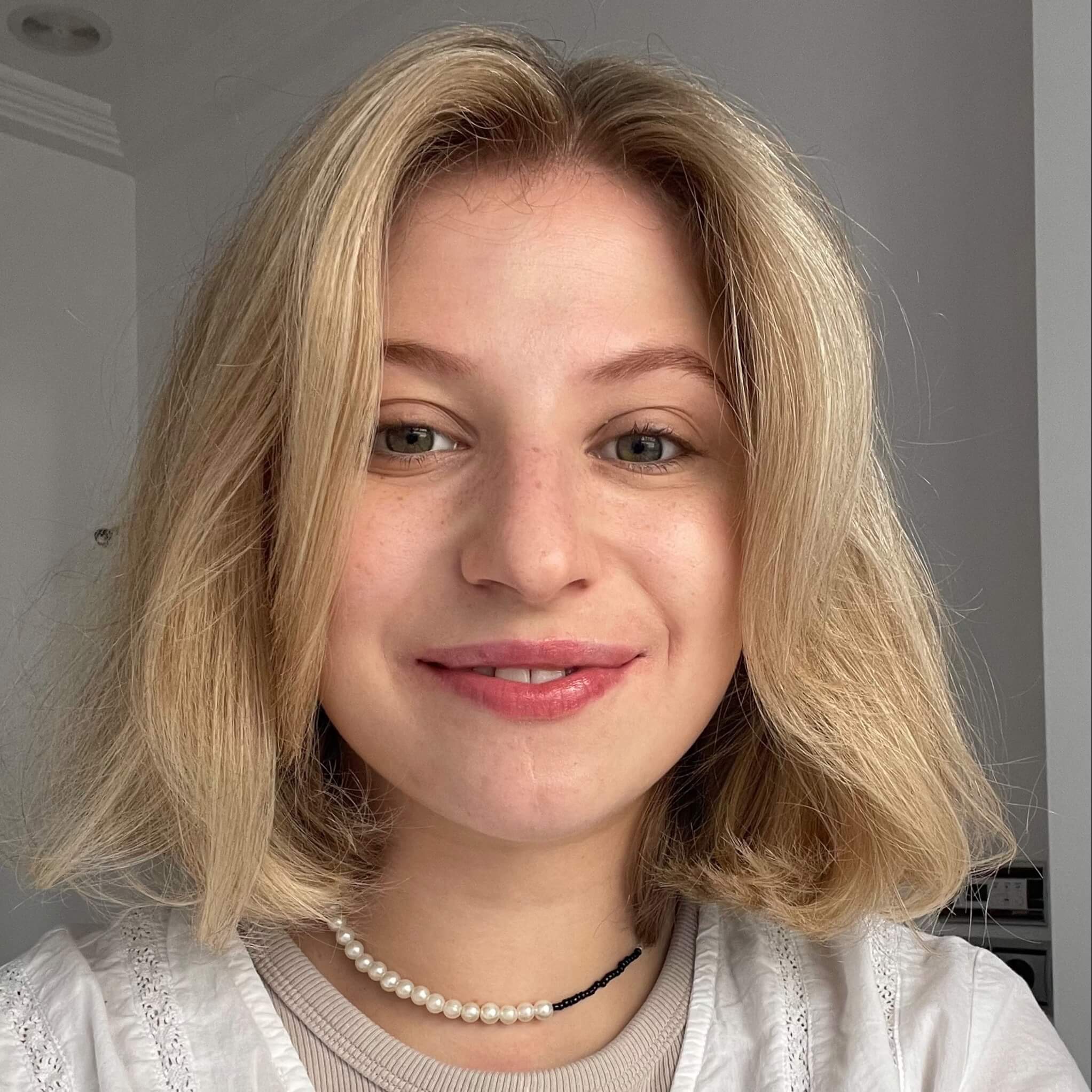Анна Зуєва