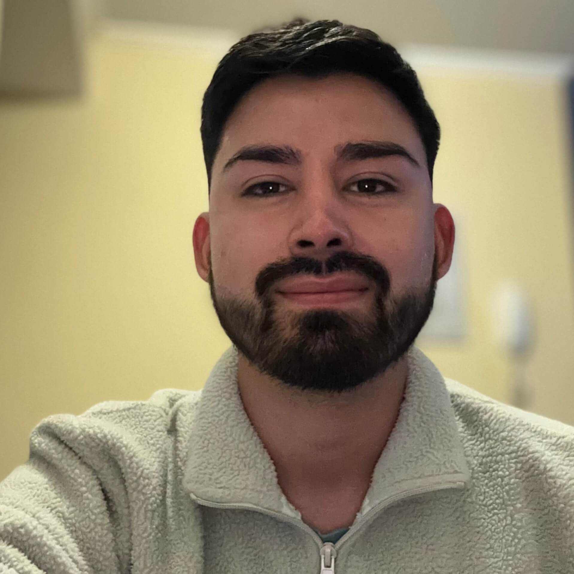 Bastian  Riquelme Flores