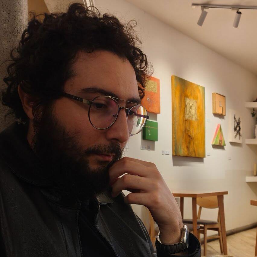 Javier R.