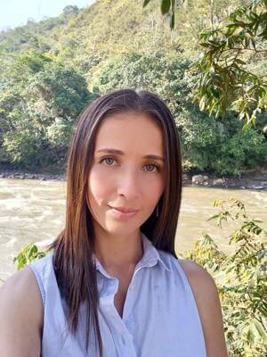 Paola Cecibel Añazco