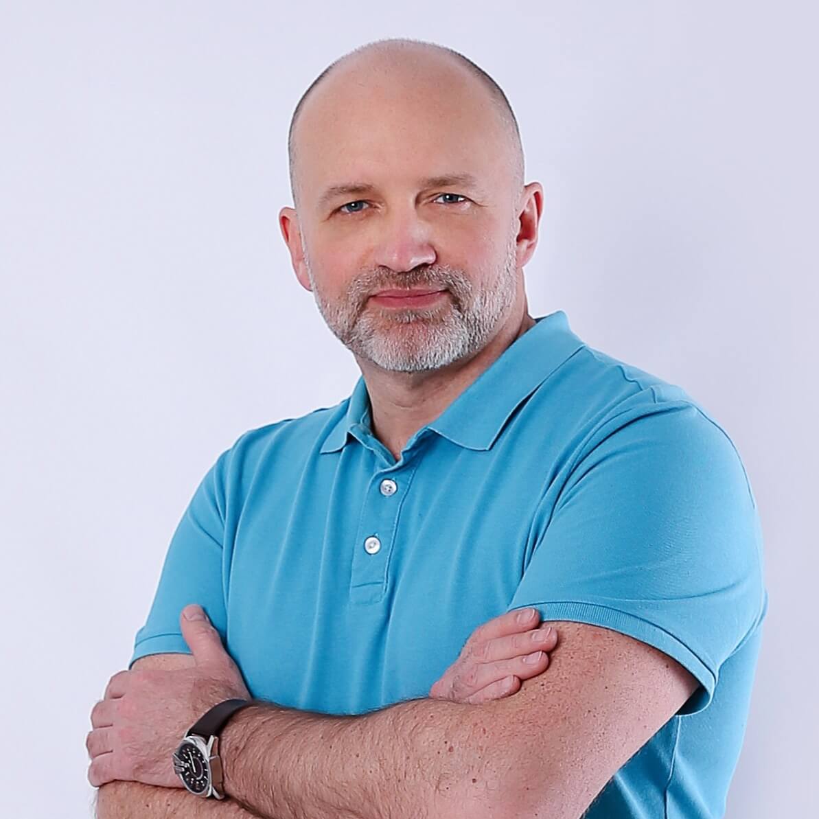 Артем Хмелевський