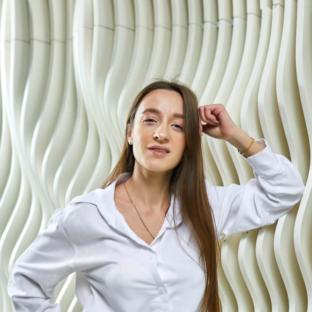 Она  Гладченко 