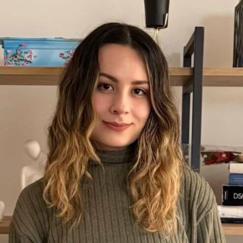 Özge Güçlü Güçlü