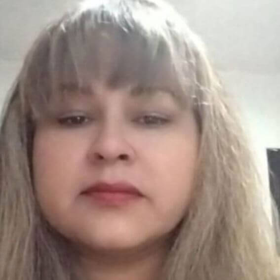 Liz Mereles Mereles photo 2