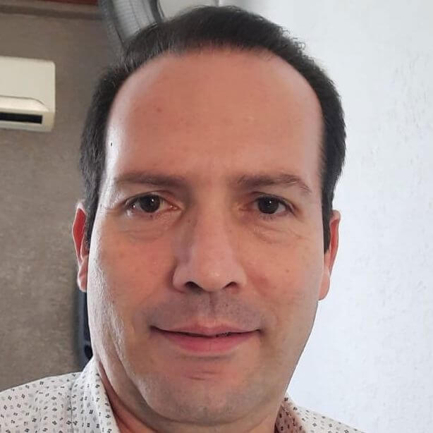 Samuel  Gomez 