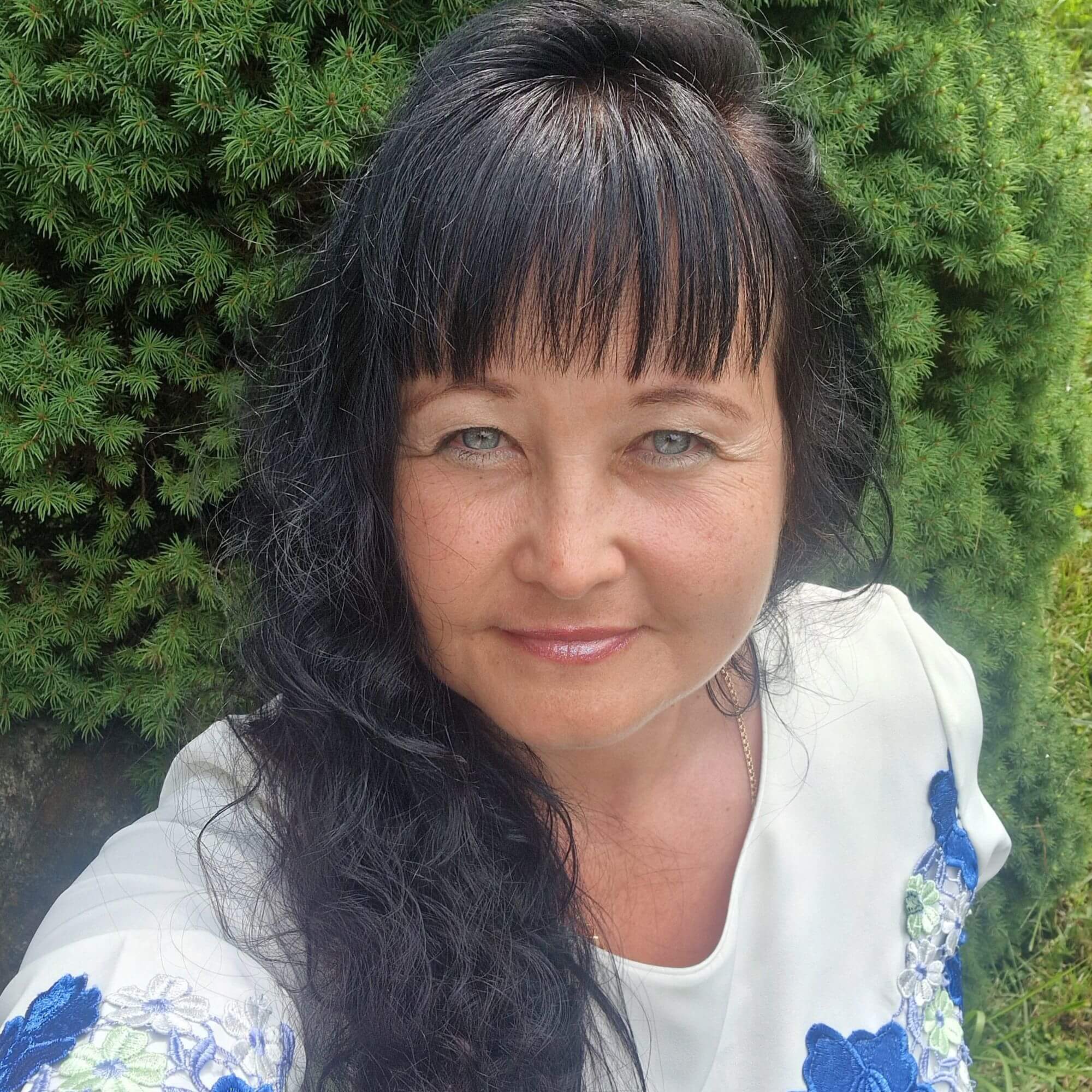 Юлия Искра