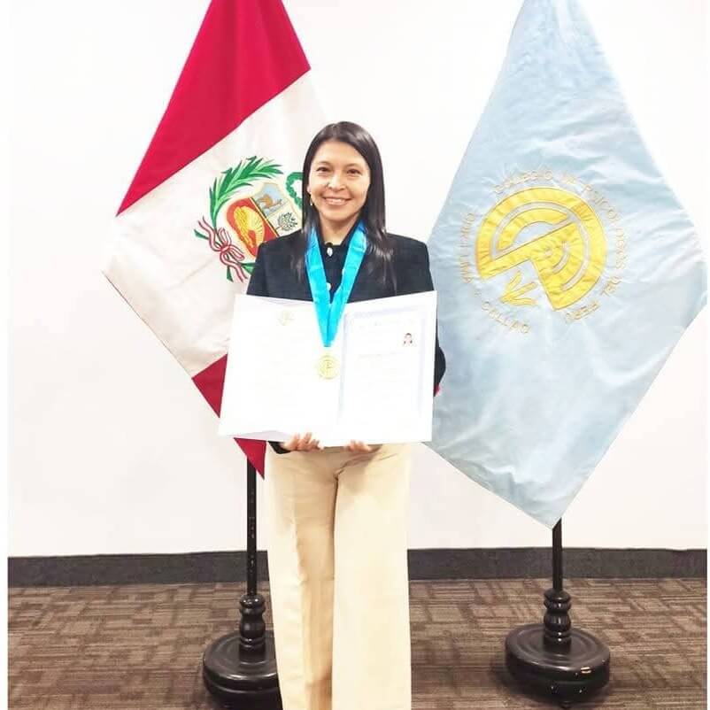 Yanine  Valencia Gonzales 
