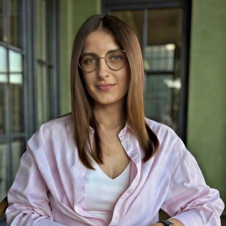 Алла Софина