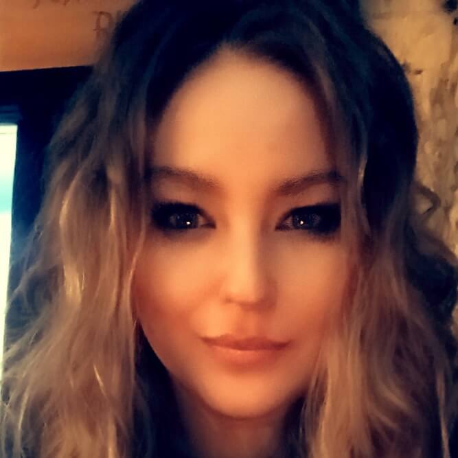 Анна Хитрова
