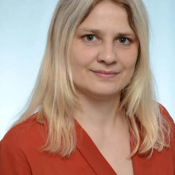 Леся Яковлева