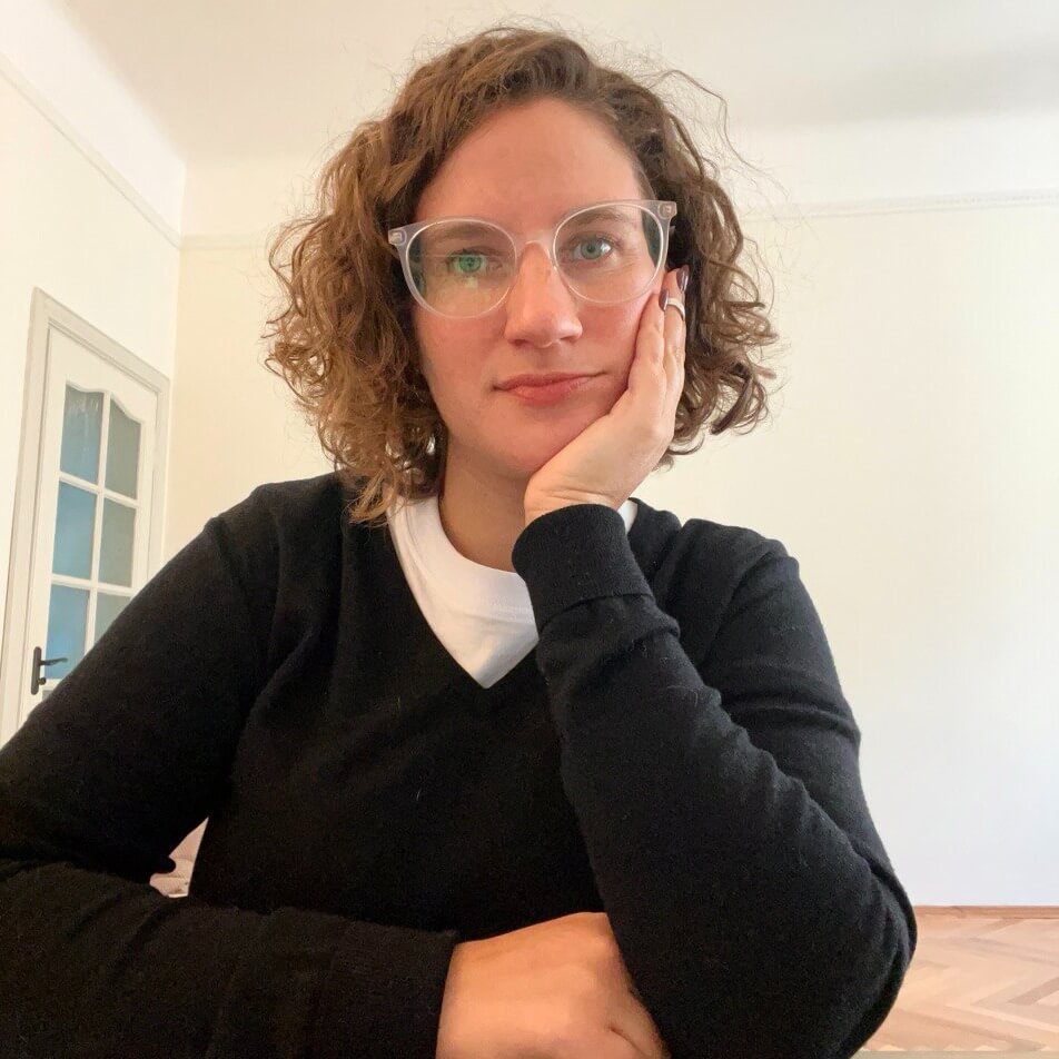 Елеонора Провозін