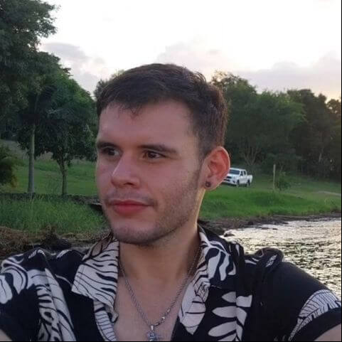 esequiel larraburu