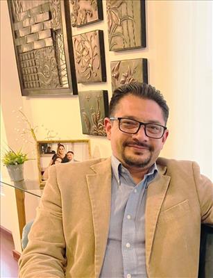 FRANCISCO HOLGUIN