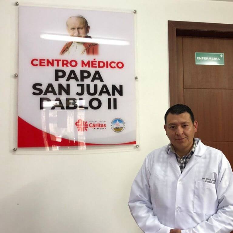 Ronald Esteban  Barreno Escobar 