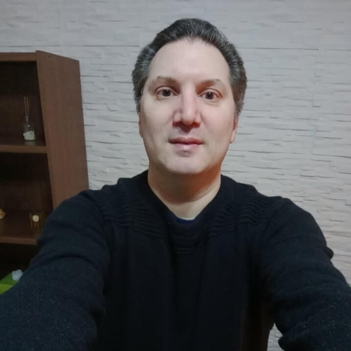 Leonardo E. Casanova
