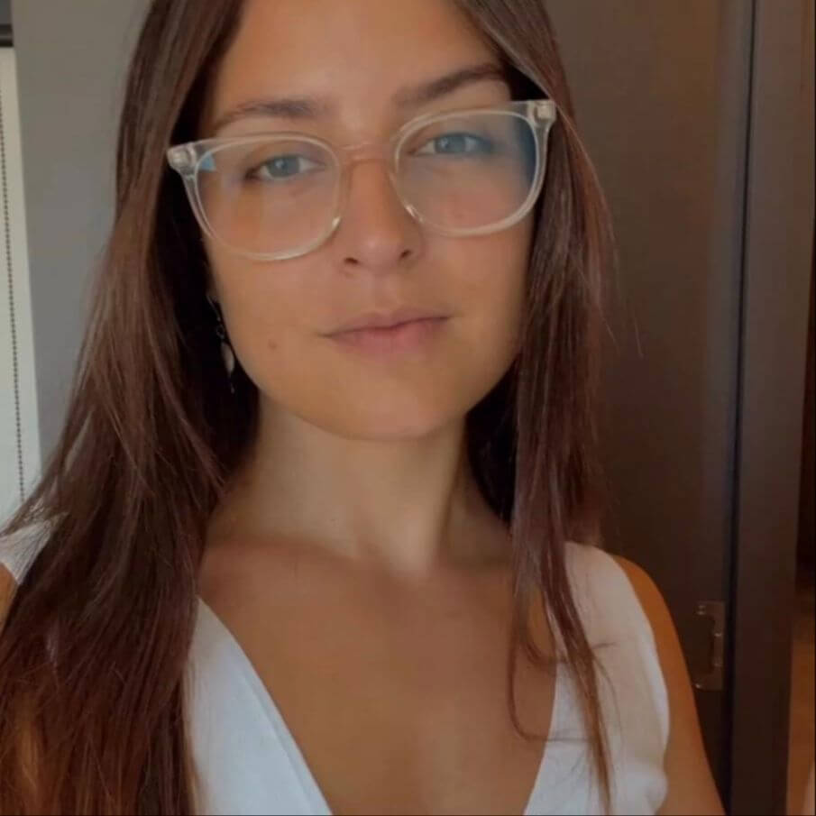 Avril Lotti