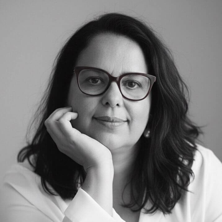 Mônica Oliveira