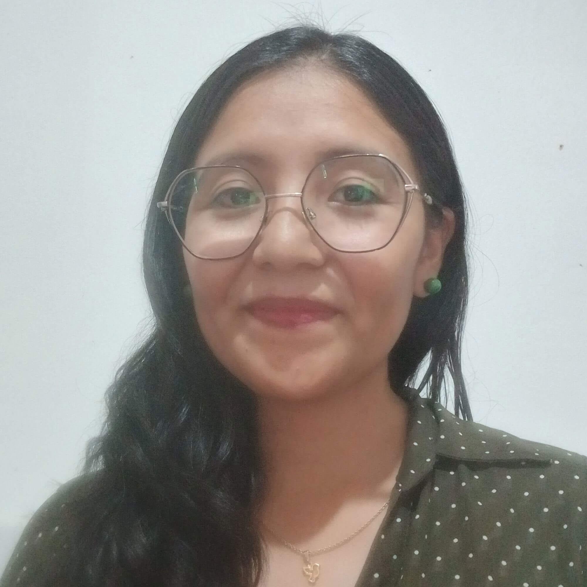 Gloria Rebeca Elizabeth Nieve