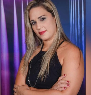 Adriana Alves