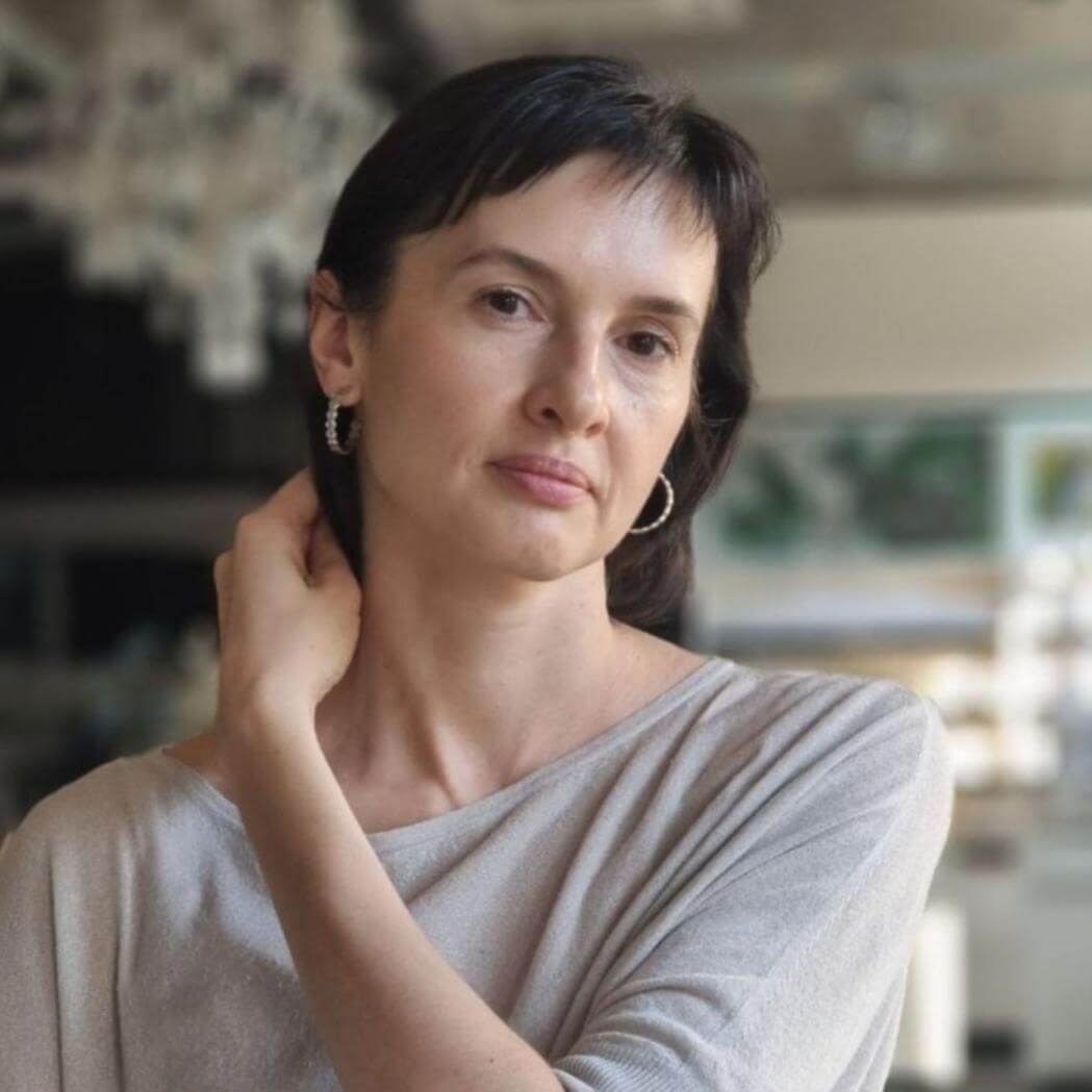 Анжела Попова