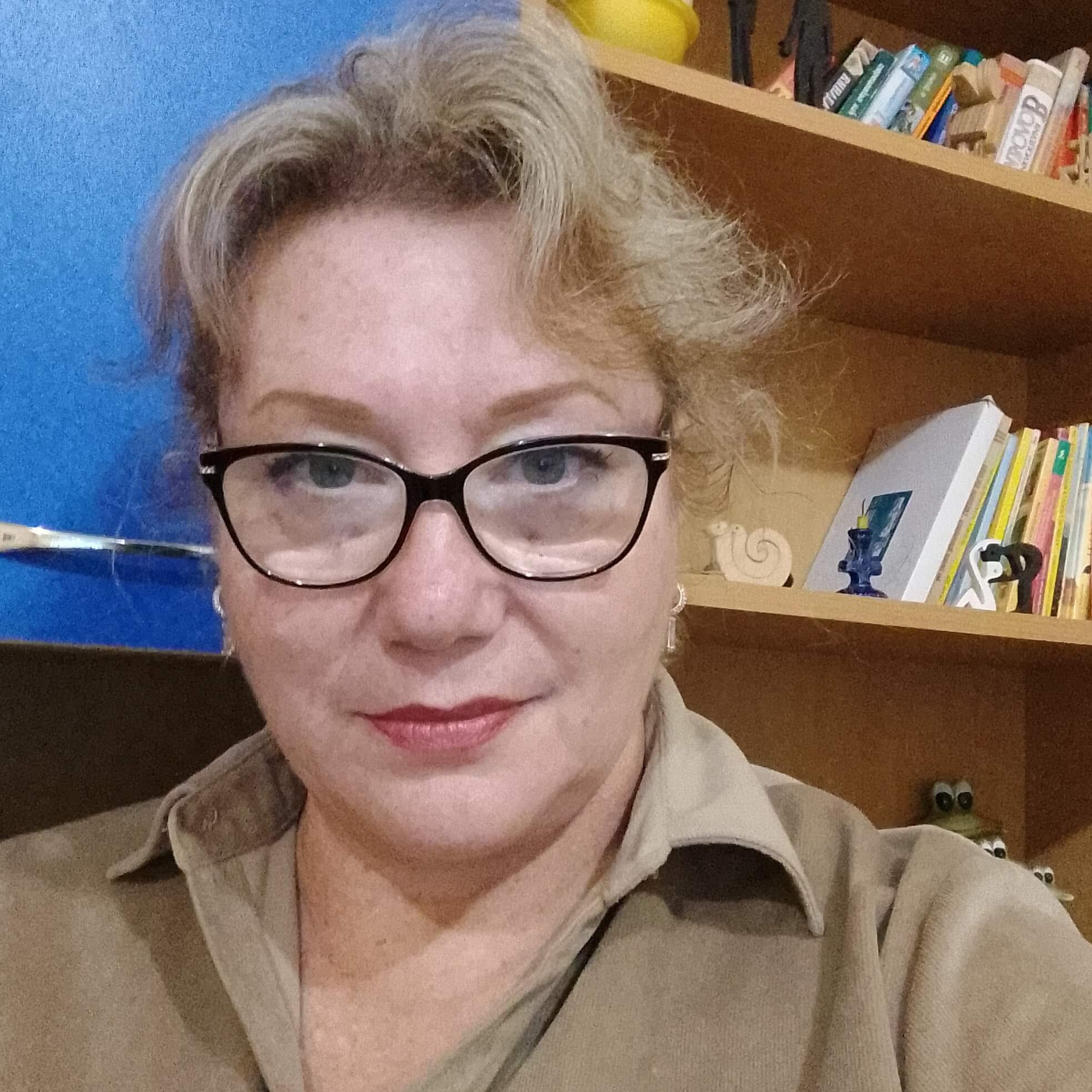 Олена Коломенська