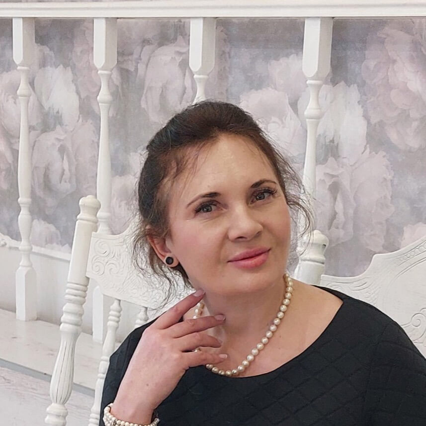 Леся Корецька