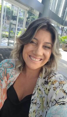 Mônica  Nascimento
