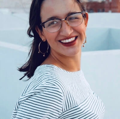 Viviana C.