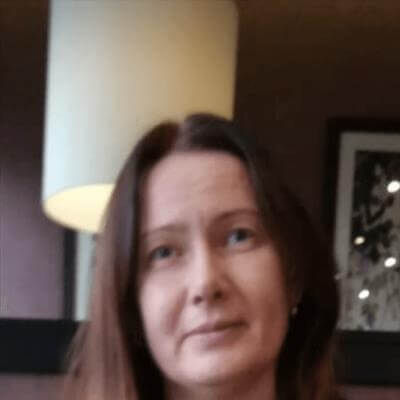 Олена Шелестова