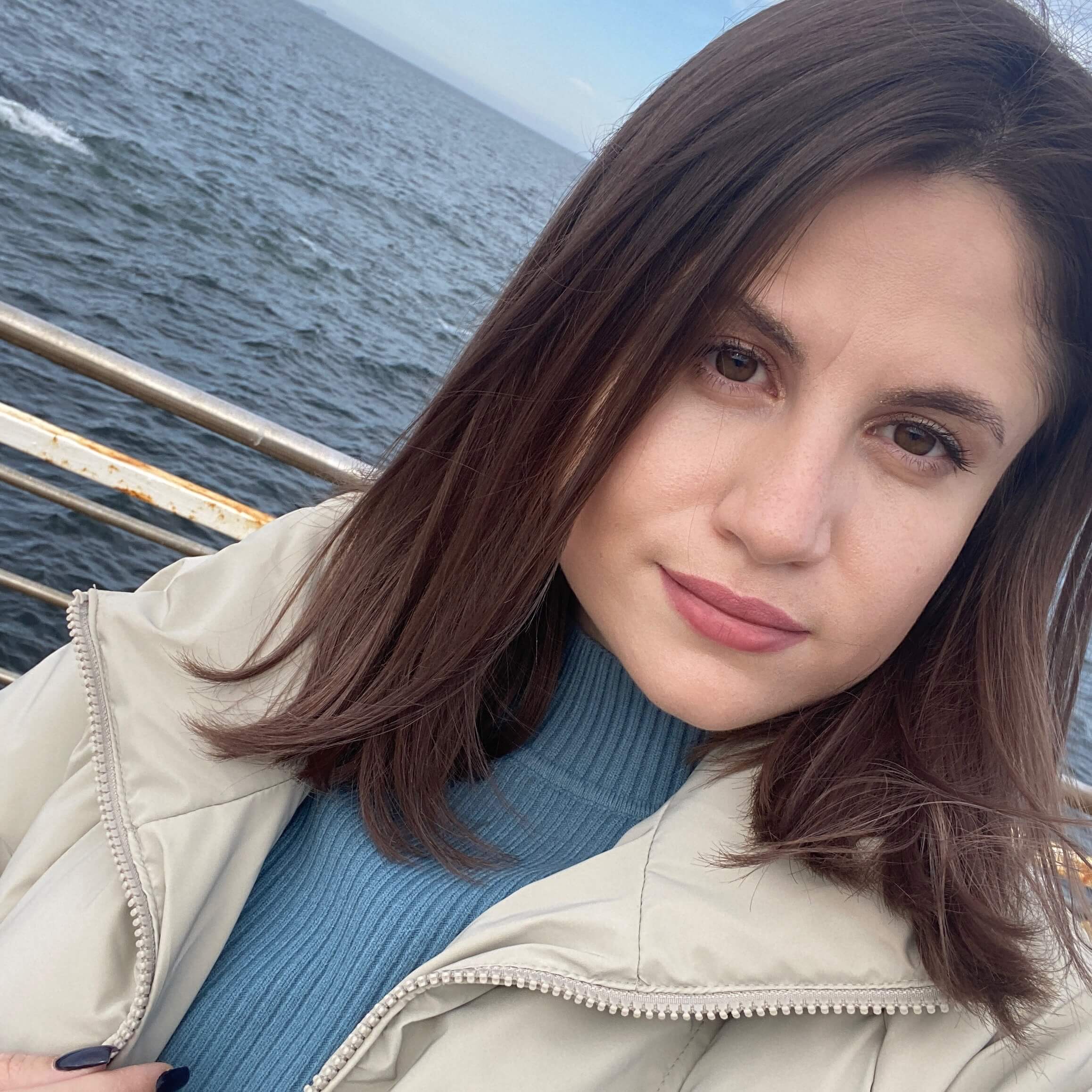 Ісак  Юлія
