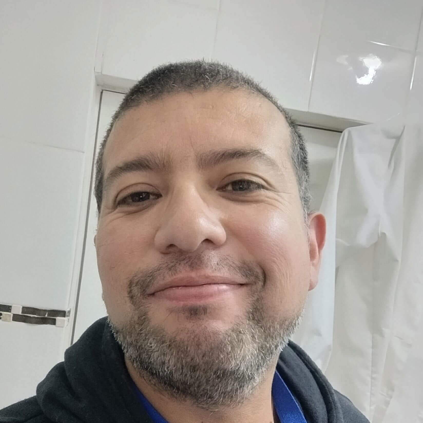 Javier  Alvarez 